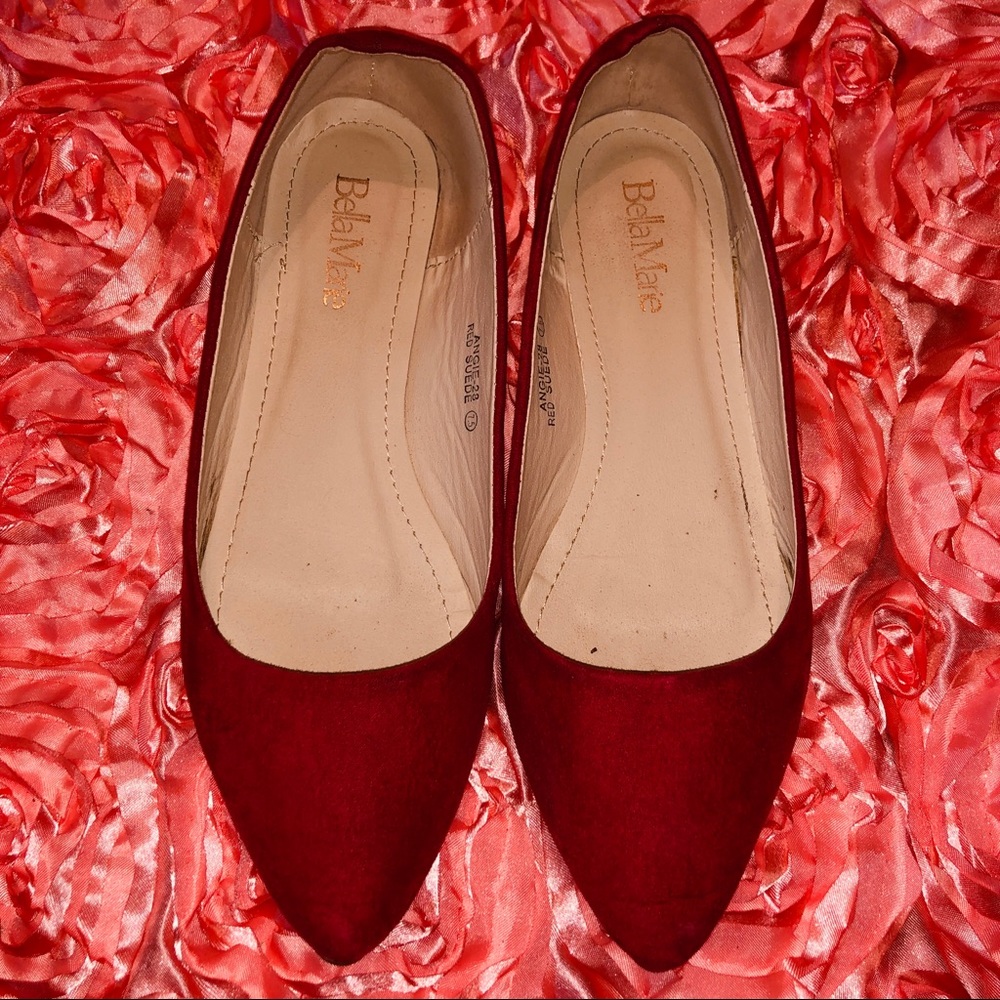 BELLA MARIE POINTED FLATS